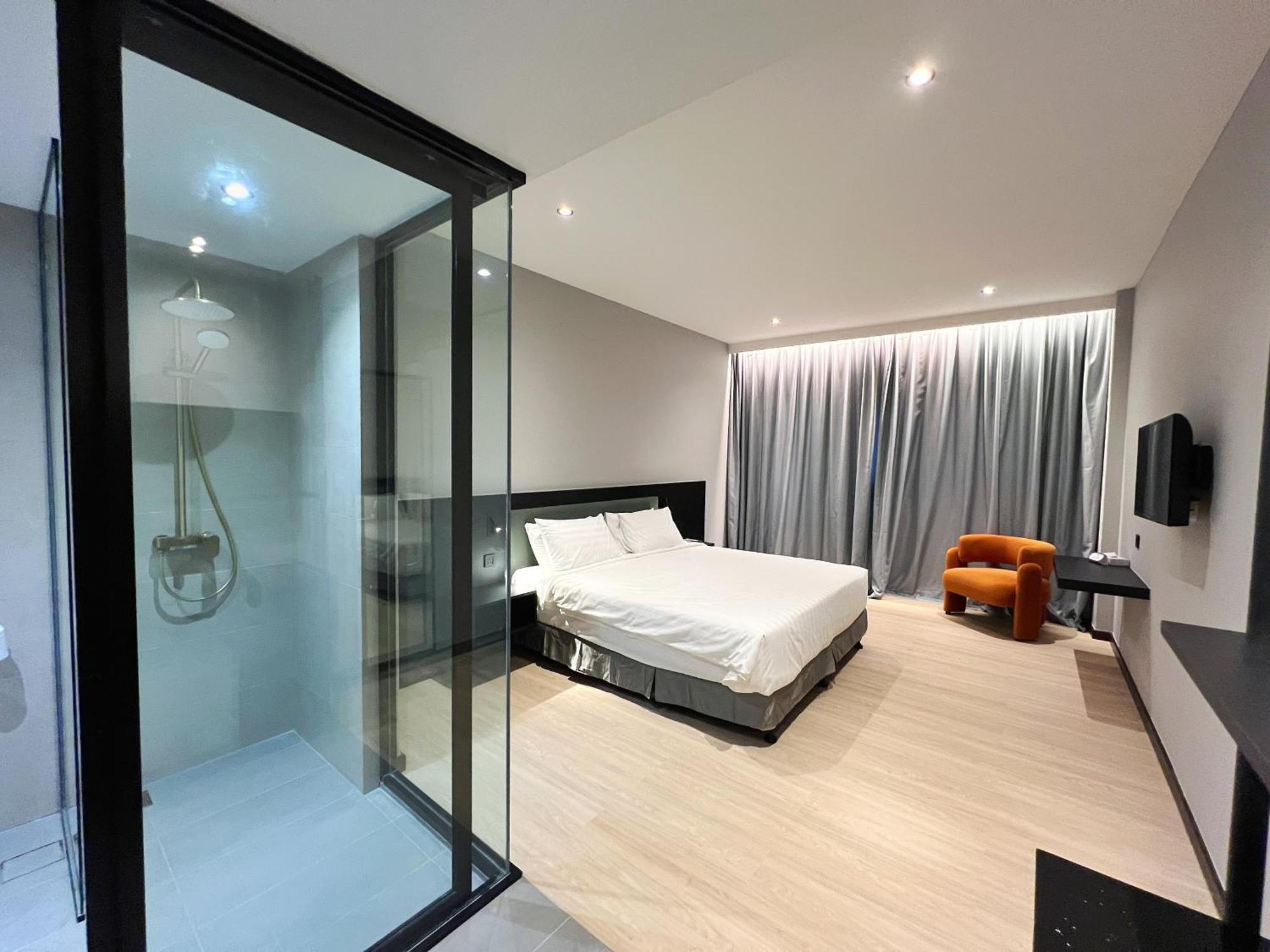 Crystal Crown Hotel Куала Лумпур Екстериор снимка