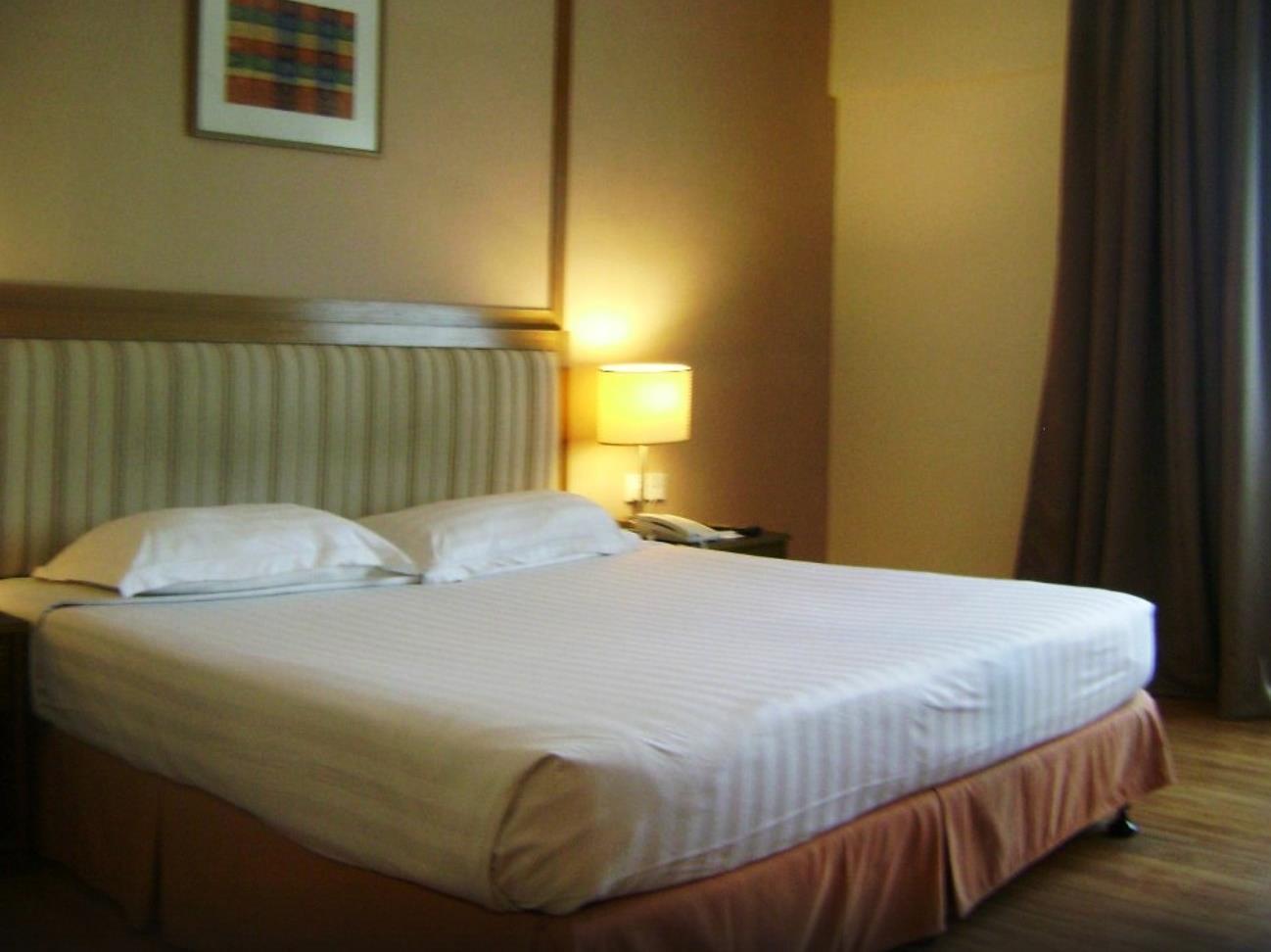 Crystal Crown Hotel Куала Лумпур Екстериор снимка