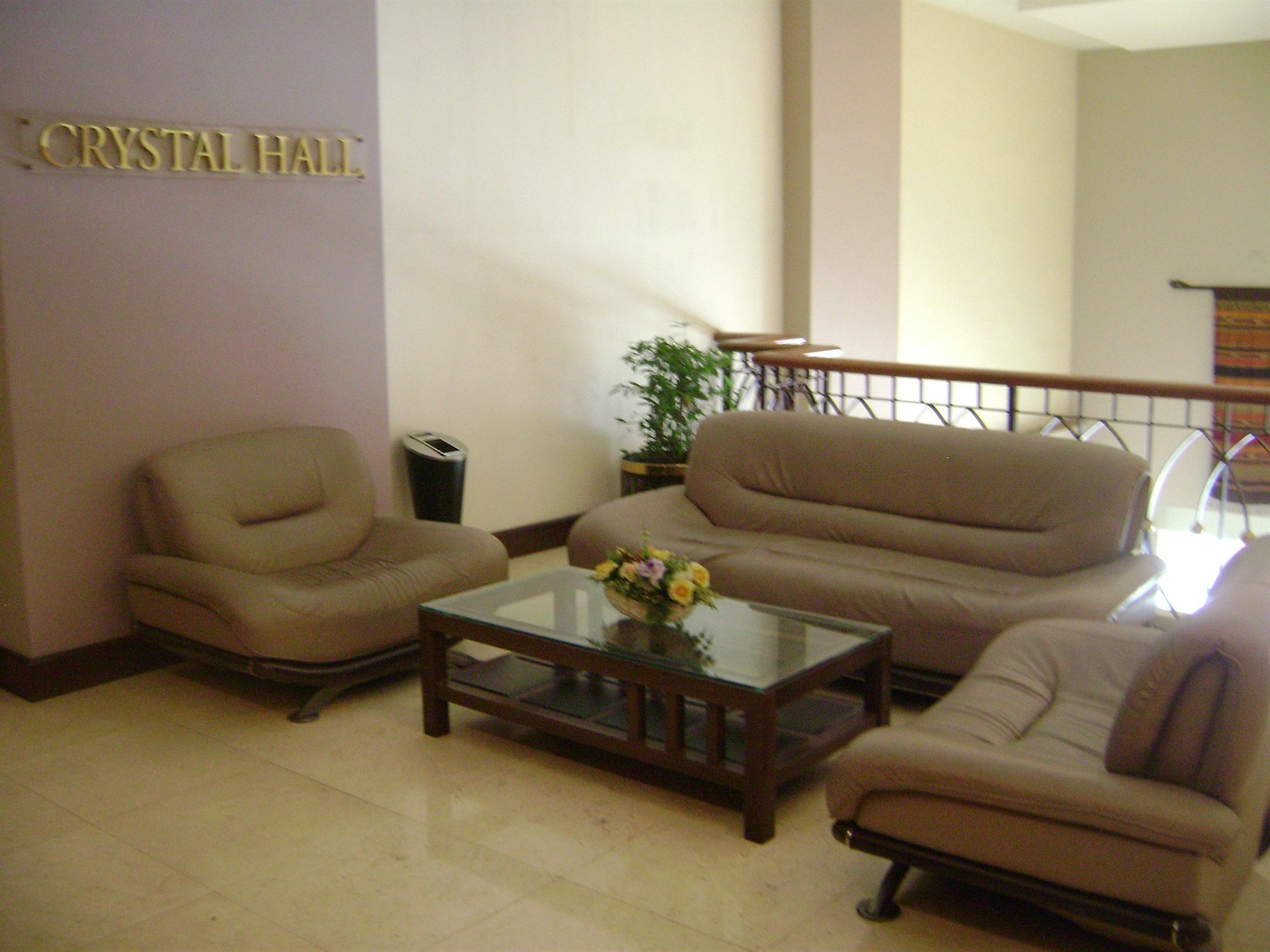 Crystal Crown Hotel Куала Лумпур Екстериор снимка