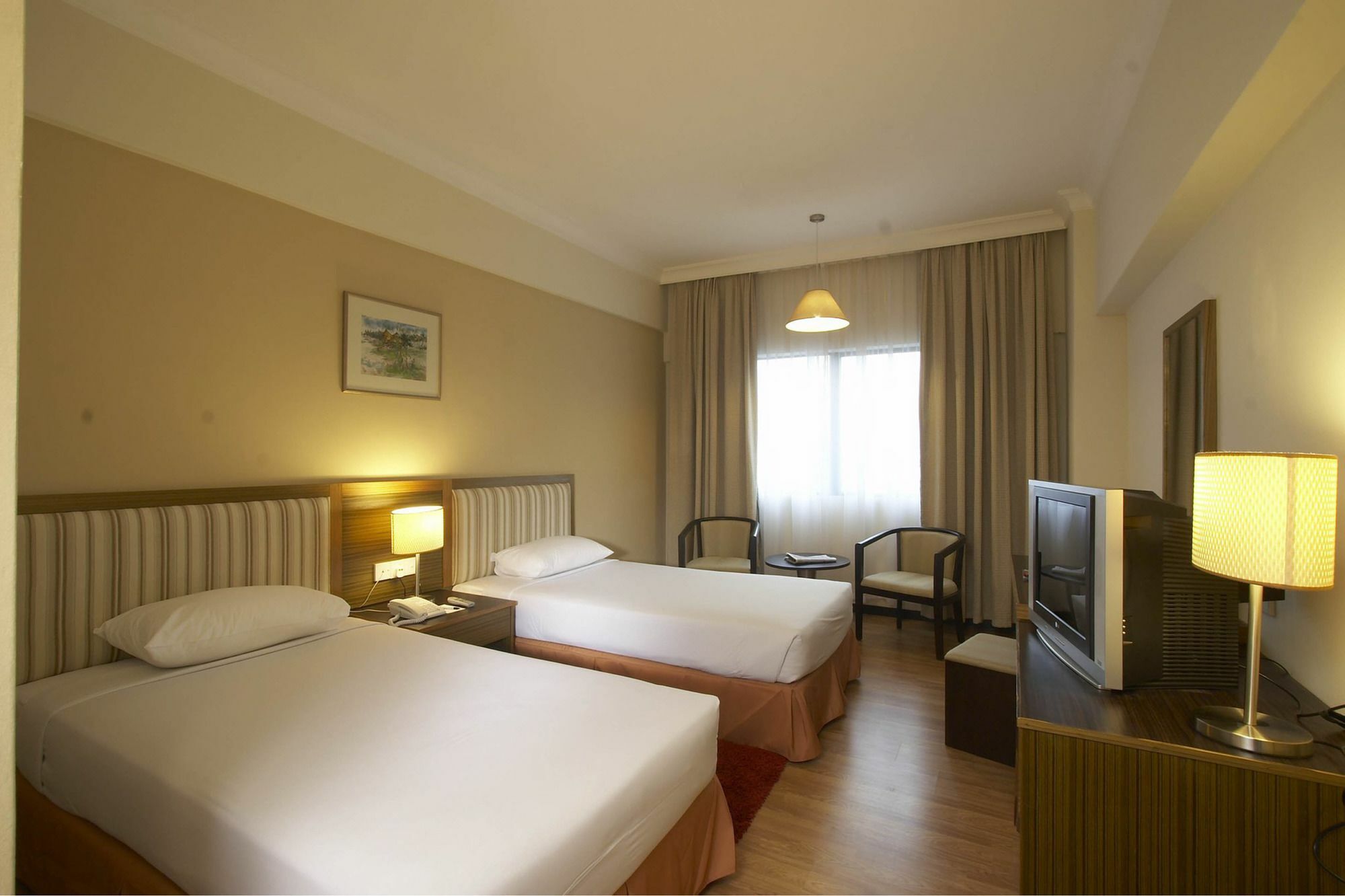 Crystal Crown Hotel Куала Лумпур Екстериор снимка